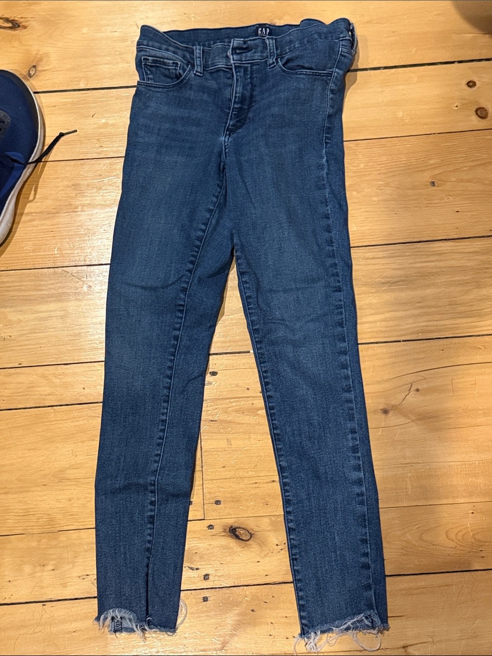 GAP Women's Dark Blue stretchy High-Rise 1969 Jeans